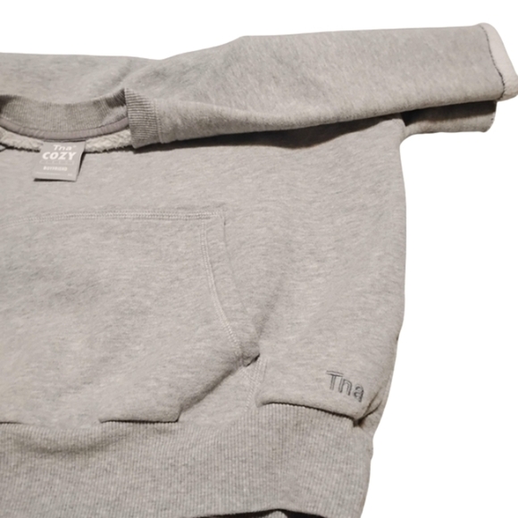 TNA ARITZIA | TNA Cozy Boyfriend Cropped Sleeve Light Gray Crewneck Sweater | XS - Picture 4 of 10